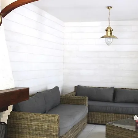 Maison Reposante Et Spacieuse 度假居 *